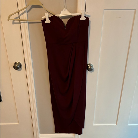 Dark Red cocktail dress - Picture 3 of 3